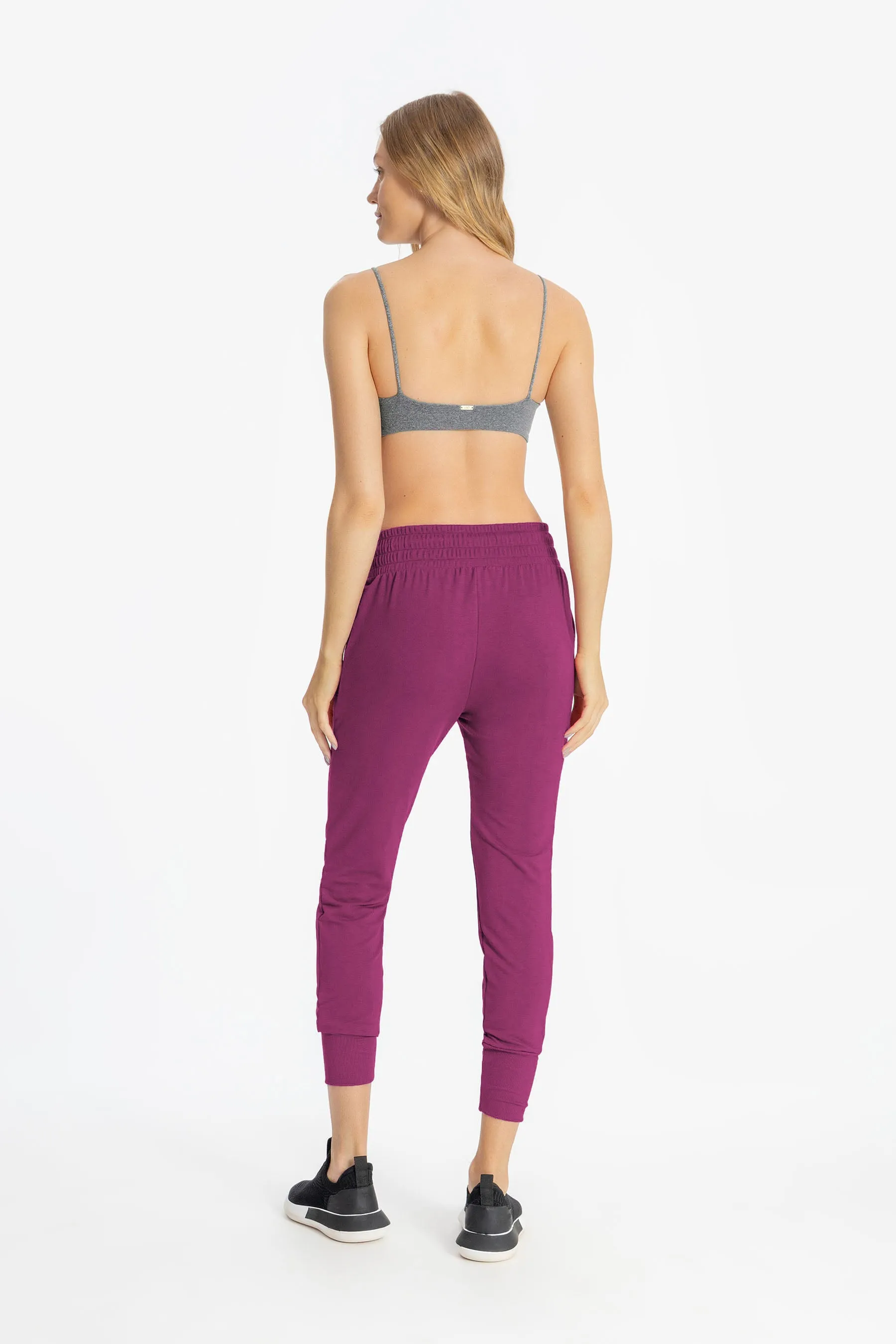 Body Class Essential Top