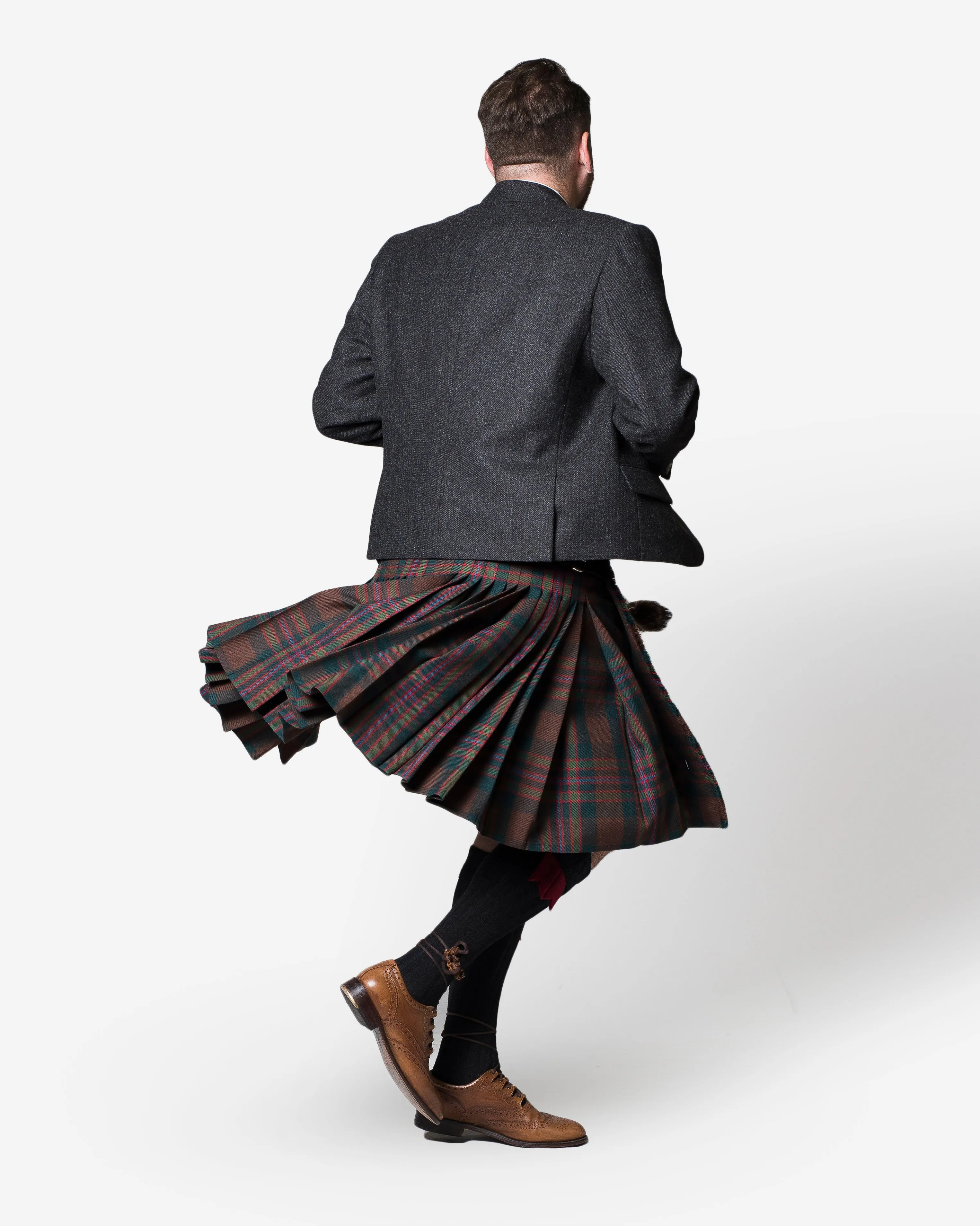 John Muir Way / Lovat Charcoal Tweed Kilt Hire Outfit