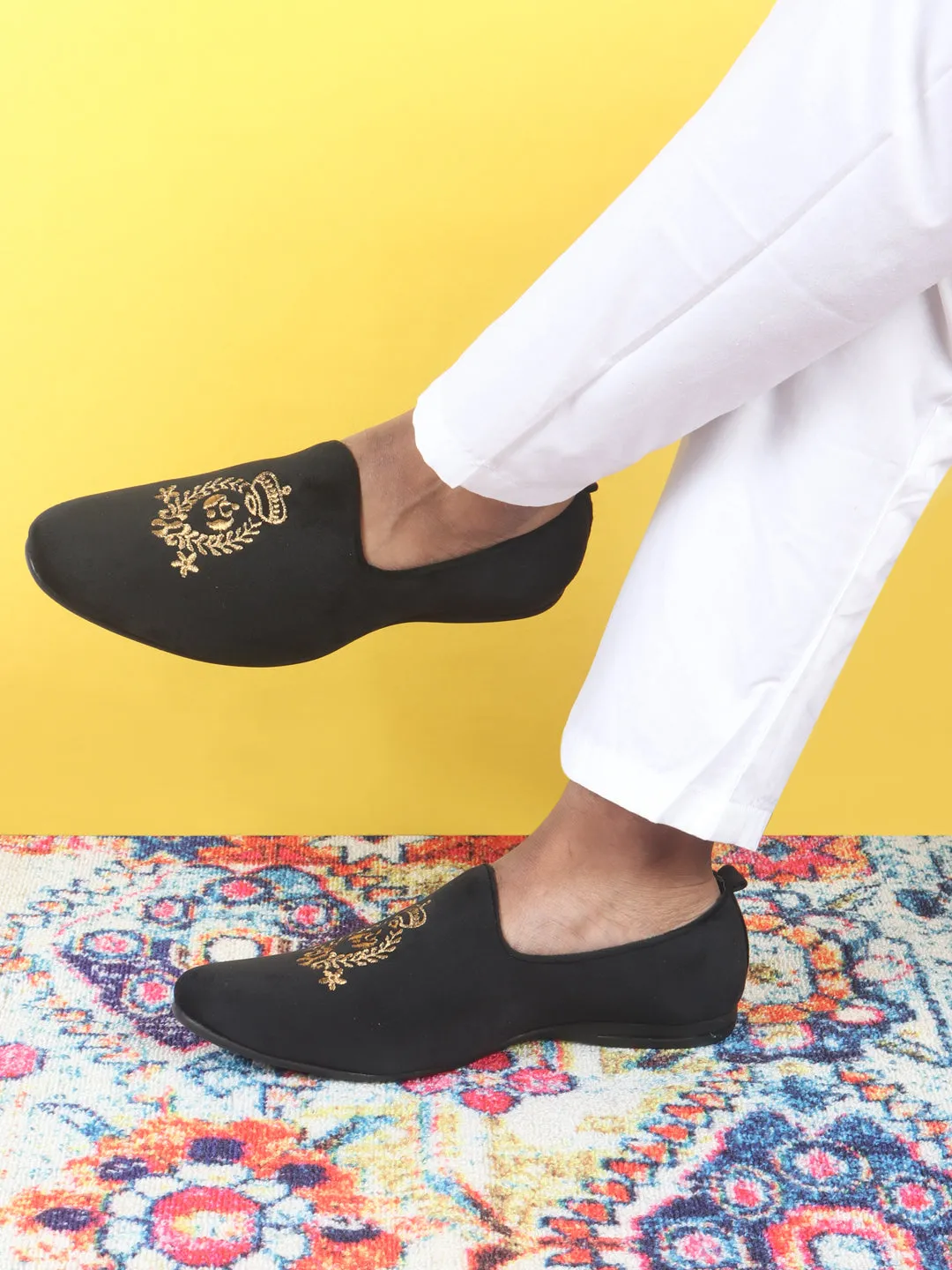 Men Black Velvet Embroidery Design Party Casual Loafer Shoes