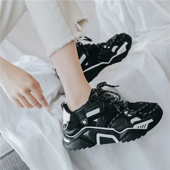 New Arrival Trendy Design Black/White Dad Sneaker Shoes