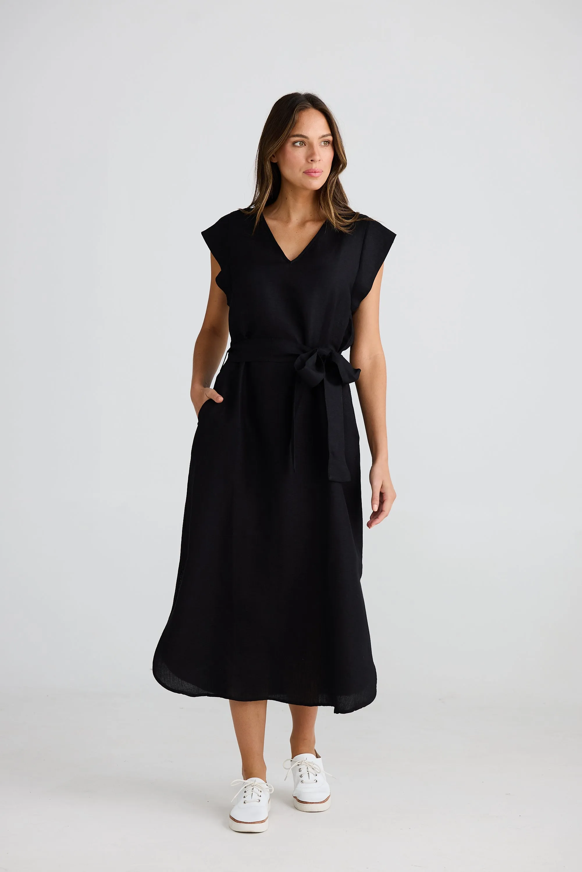 Sebou Linen Dress - Black