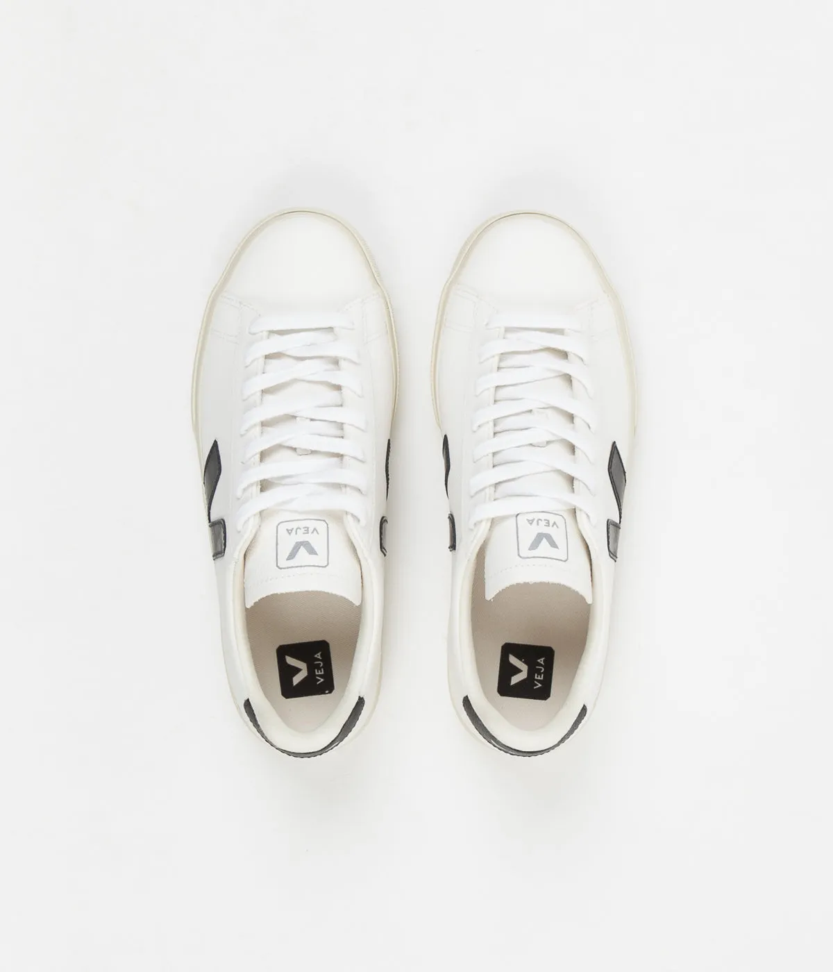 Veja Campo Chromefree Shoes - Extra White / Black